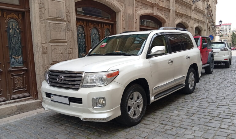 2015 Toyota Land Cruiser