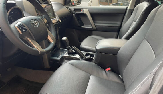 2015 Toyota Prado