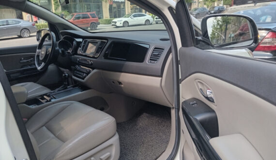2018 Kia Carnival