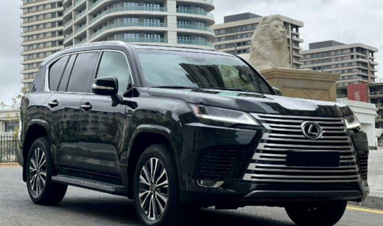2022 Lexus LX500d