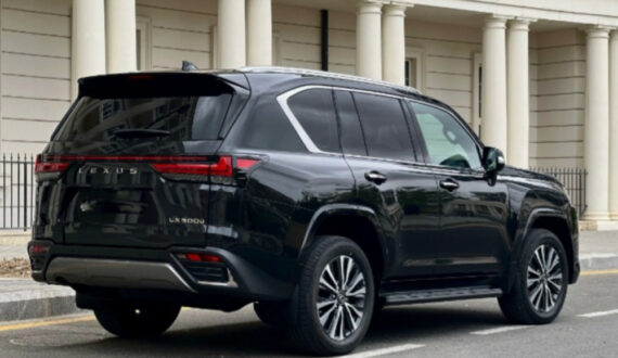 2022 Lexus LX500d