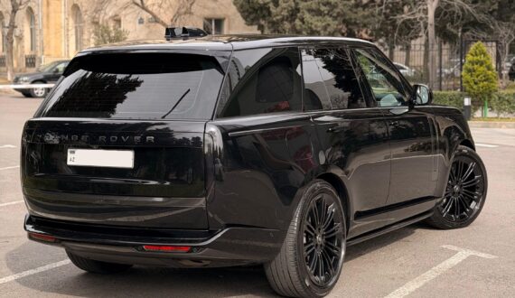2024 Land Rover Range Rover Vogue
