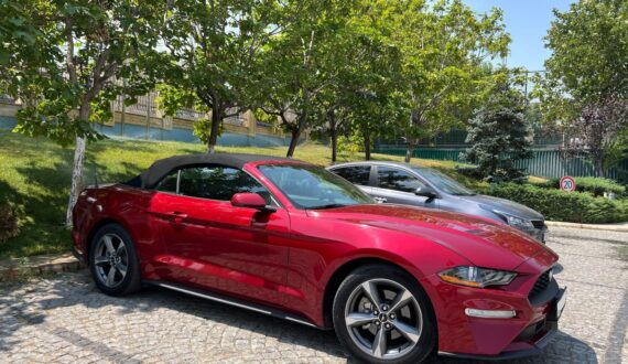 2020 Ford Mustang