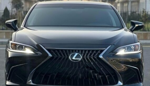 2023 Lexus ES200